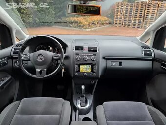 Touran 2.0TDI 103kW Highline DSG,7.míst,xenon,tažné,Webasto - 10