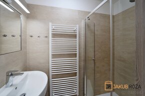 Prodej bytu 3+kk 89 m² Černý Důl - 10