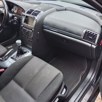 Peugeot 407 SW - 10