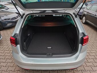 VW Passat B8 2.0TDI 110kW DSG ACC Tažné Navi Kamera Webasto - 10