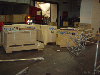 výstavní stánek, terasa, kavárna/prodejna v nákup centru - 10