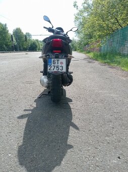 Piaggio new typhoon 125 - 10