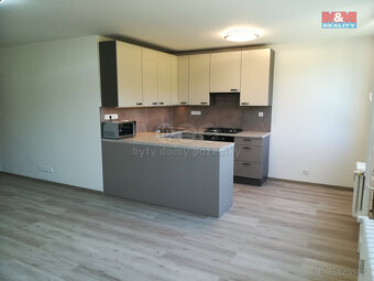 Pronájem bytu 3+1, 74 m², Neratovice, ul. Dr. E. Beneše - 10