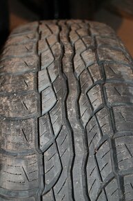 Pneu 235/60/16 - 10