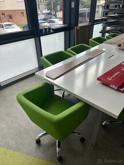 Nábytkové vybavení studia, recepce, zasedačka - 10