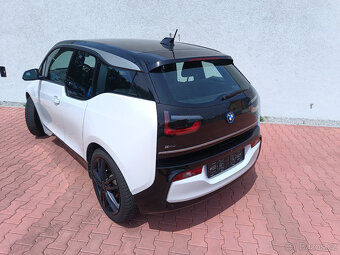 BMW i3 Facelift LED kamera tepelko navigace parkpilot - 10