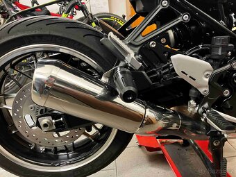 Kawasaki Z900RS - 10