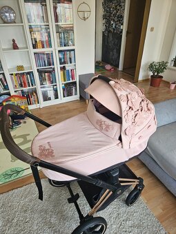 Kočárek cybex priam simply flowers 2 kombinace - 10
