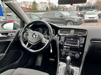Volkswagen Golf 1.6TDi 77kw 1.Maj DSG Highline Serviska - 10