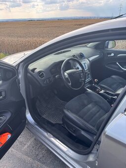 Ford Mondeo Titanium 2.0 - 10