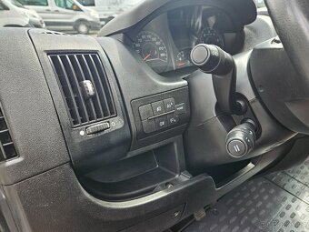 Citroën Jumper 3,0 HDI 130 KW L3H2 6 míst - 10