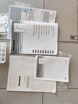 Lednice s mrazákem LIEBHERR KPe290 V ZÁRUCE - 10