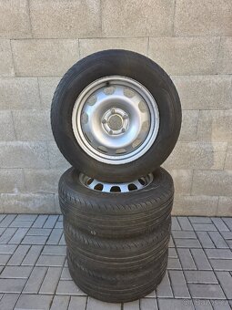 215/65/16 Letní kola Dacia Duster 5x114,3 - 10