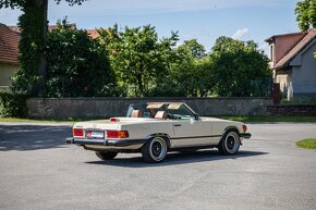 1986 Mercedes-Benz 560 SL R107 - 10