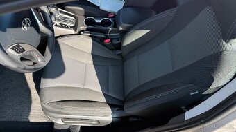 Hyundai i30 //1.6CRDi//81kW//STYLE//AUTOMAT//141TKM// - 10