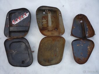 prodám náhradní díly na motorky, motor, kola, plechařina, .. - 10