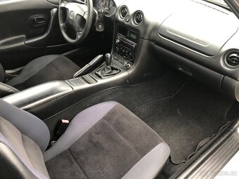 Mazda MX-5, 1.6 16V 81kW - 10