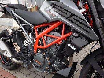 KTM 125 Duke - 10