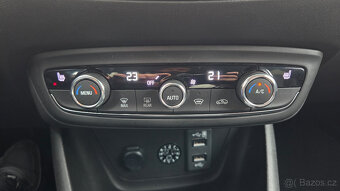 Opel Crossland 1.2 Turbo 96kW Automat 2023 15tkm Cz 1 maj - 10