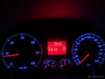 Volkswagen Golf 5 1.9TDI - 10