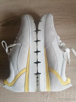 Boty Marco Tozzi - 10