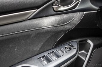 Honda Civic 1.0 DOHC VTEC Turbo Elegance - 10