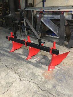 ISEKI TA 227 + nářadí - 10