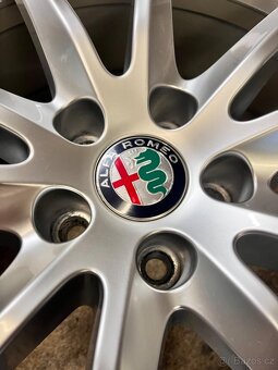 5x110 R19 ORIG. Alfa Romeo Stelvio - TOP STAV - 10