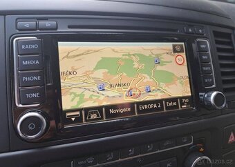 Volkswagen Multivan 2,0BiTDI 132kW DSG COMFORTLINE - 10