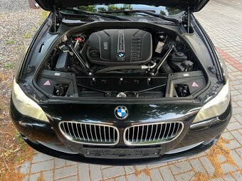 BMW F11 530D X-DRIVE /COMFORTSITZE/PANO/HEAD-UP/ČR-187,000KM - 10