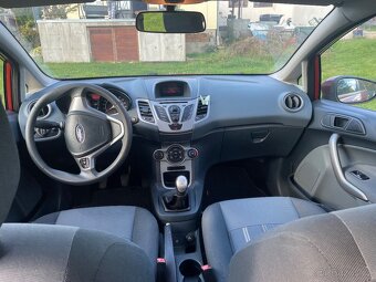 Ford Fiesta - 10