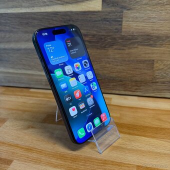 IPhone 16 Pro 256GB, černý (12 měsíců záruka) - 10