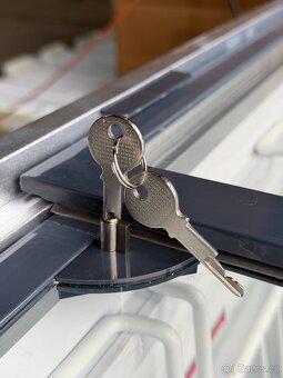 Pultový mrazák 600L 1750×675×850mm - 10