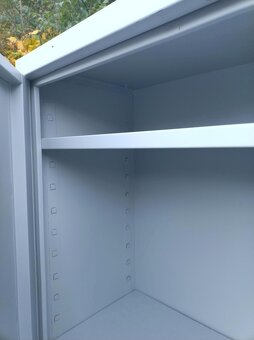 Zánovní plechová skříň - 10