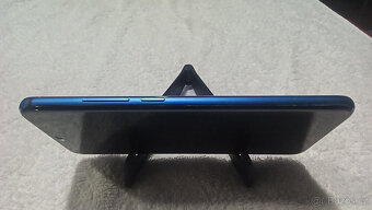 Honor 10 modrý - 10