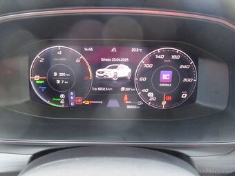 Cupra Formentor 1.4 TSi e-HYBRID 204PS DSG 11/2022 - 10