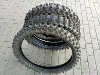 CROSS pneumatiky R19, R18, R21 Dunlop - 10