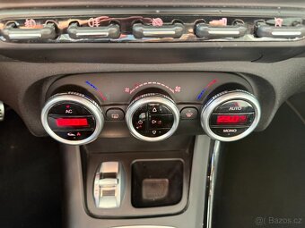 Alfa Romeo Giulietta 2.0 125 kW 1.majitel - 10