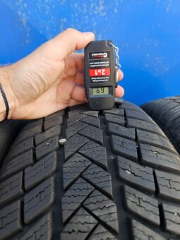 4x ALU originál VW + Zimní pneu VREDESTEIN - 205/50 R17 - 10