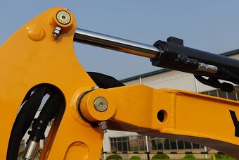 Minibager YUCHAI U17 Premium 1720 kg - 10