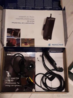 SONY ERICSSON HCA-20 a HCA-03 - 10