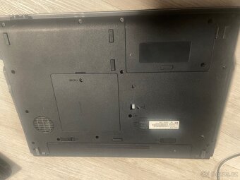 Notebooky Siemens, Lonovo, HP - 10