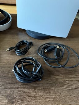 PS5 Digital Edition + 2 ovladače + Pulse 3D sluchátka - 10