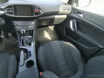 Peugeot 308 Kombi 1.2, 81kW, klimatizace, tempomat, LED - 10