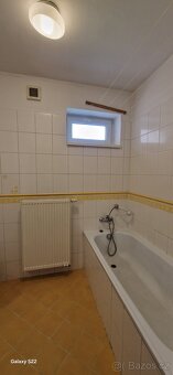 Pronájem bytu 2+kk (49m2) se zahradou a parkováním. - 10