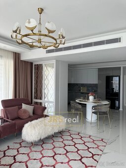 Prodej bytu 2+1, 171 m2, s terasou 60 m2, výhled na moře – p - 10