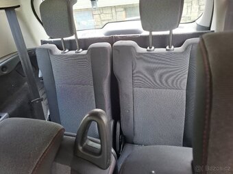 Renault Scenic 1.5 DCI 81kw Grand 7 míst Klima Model 2012- - 10