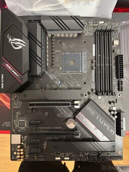 Základní deska ASUS ROG STRIX B550-F GAMING / PRODÁNO - 10
