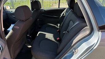 Škoda Fabia //1.4//16V//55kW//KLIMA//SERVIS//2X KOLA// - 10