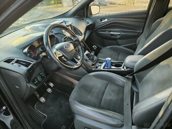 Ford kuga ST Line - 10